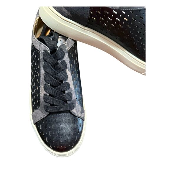 GILI Women’s Adalie Lace Up Sneakers Black Perforated Camo Trim Size 8M NWB - Picture 16 of 16